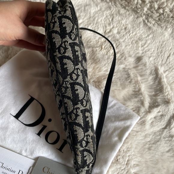 CHRISTIAN DIOR Monogram Mini Saddle Pochette Black - Picture 6 of 11